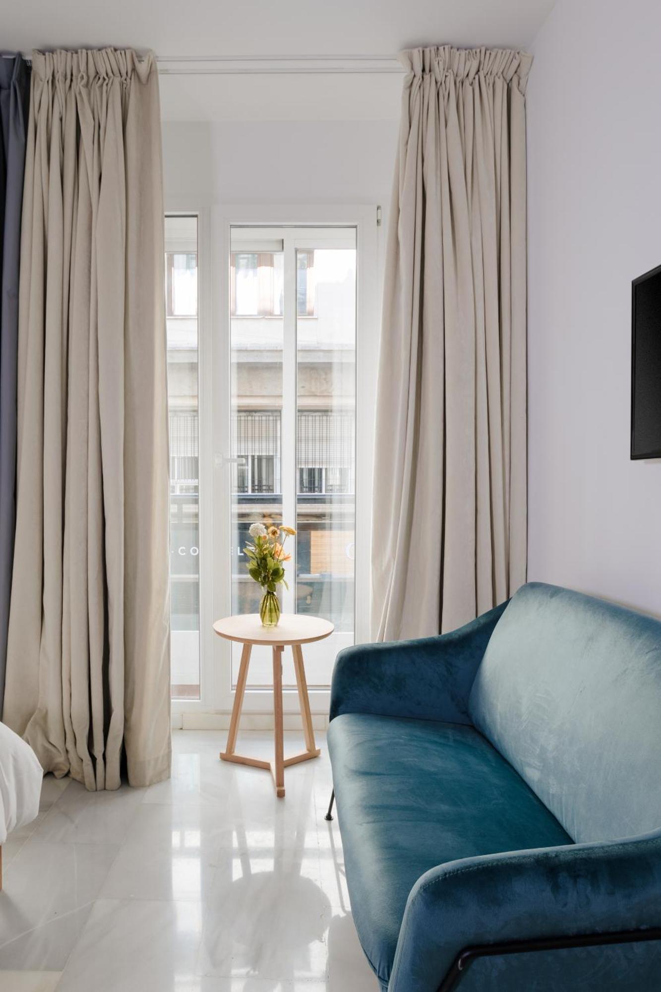 Aparthotel Sonder Santa Ana à Madrid Extérieur photo