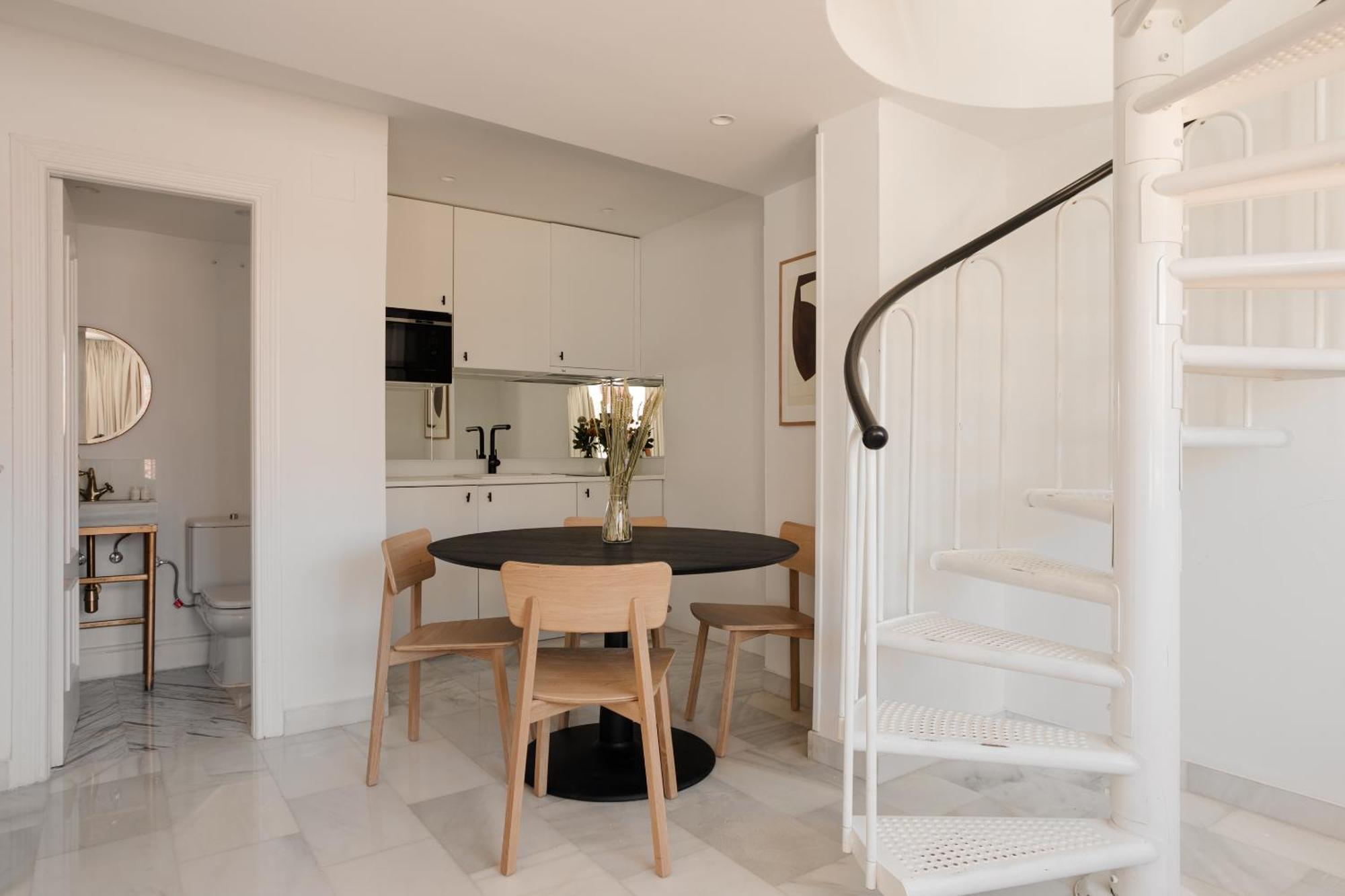 Aparthotel Sonder Santa Ana à Madrid Extérieur photo